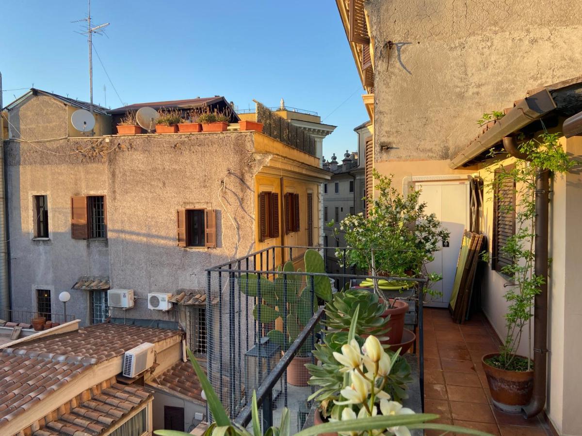Roof Under The Skyfall Roma Exterior foto